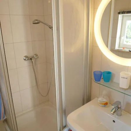 Ferienhaus Stoertebeker - Freistehend - Strand 350m * Koserow